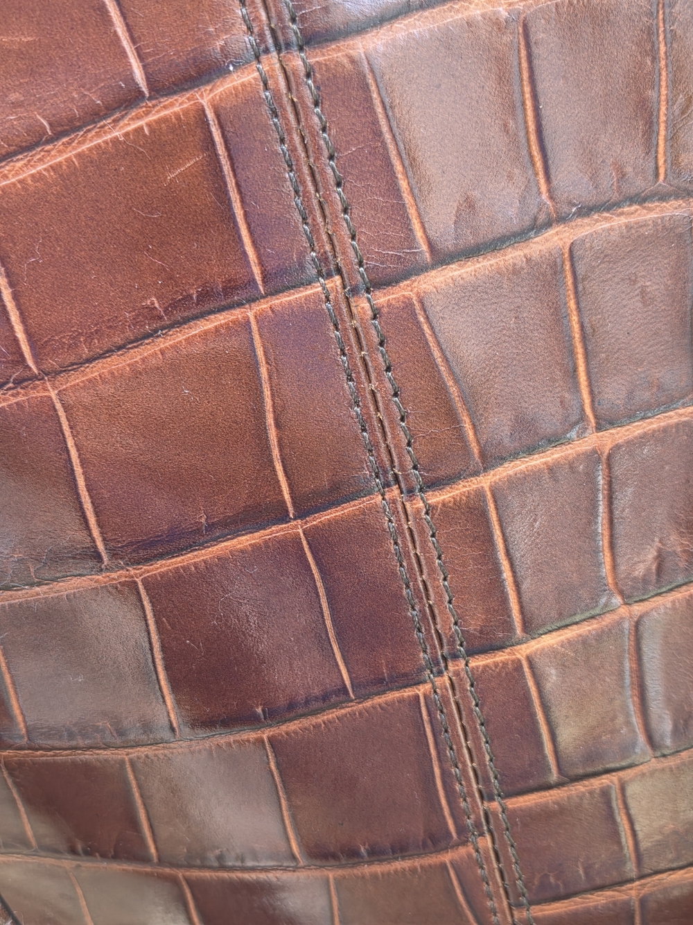 Italian Leather Brown Croc-Embossed Leather Tote Bag - Picture 2 of 12